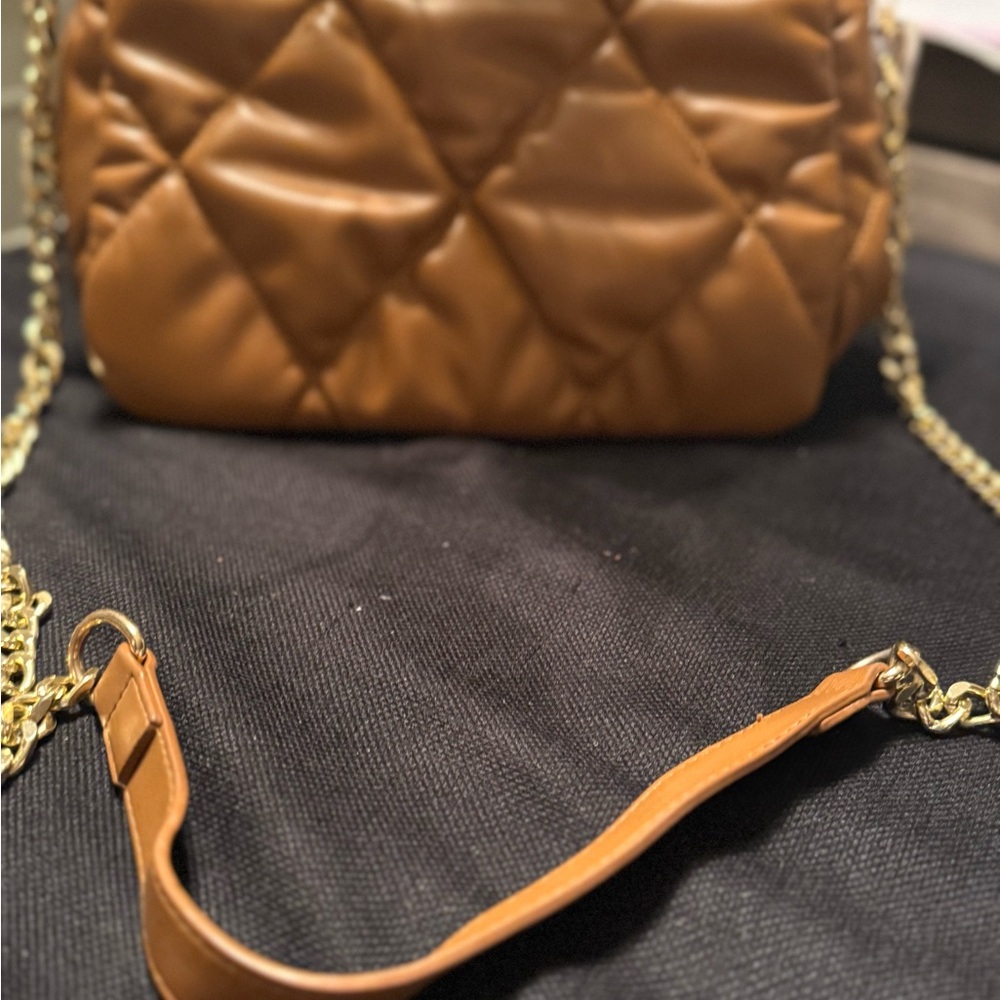 Elegant Tan Quilted Chain Shoulder Bag